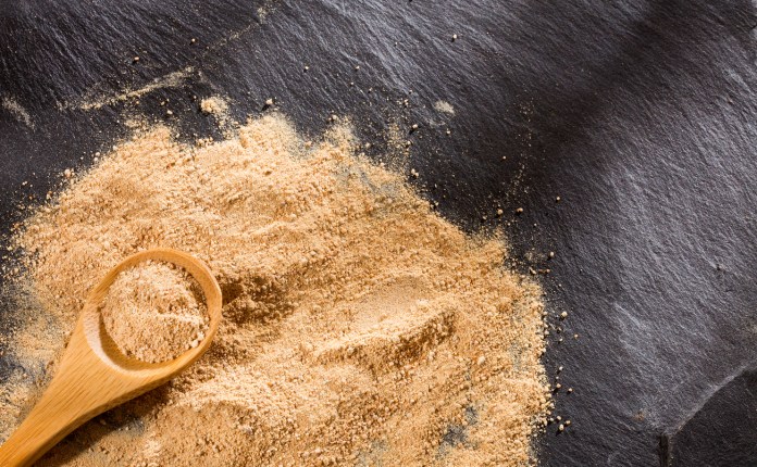 Organic maca powder - Lepidium meyenii.
